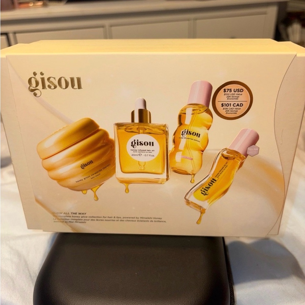 Gisou Glow All the Way Honey Infused Haircare Set